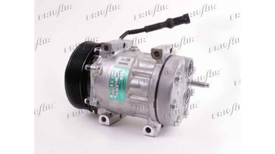 Compressore A/C Sanden 7H15 135Mm-8G Daf